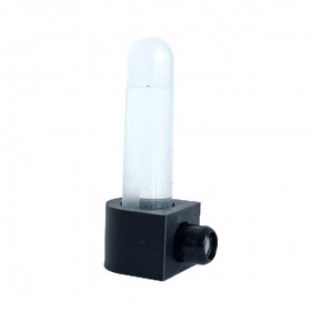 Plug-in napáječka na vodu zapojitelná do výběhu formikária.